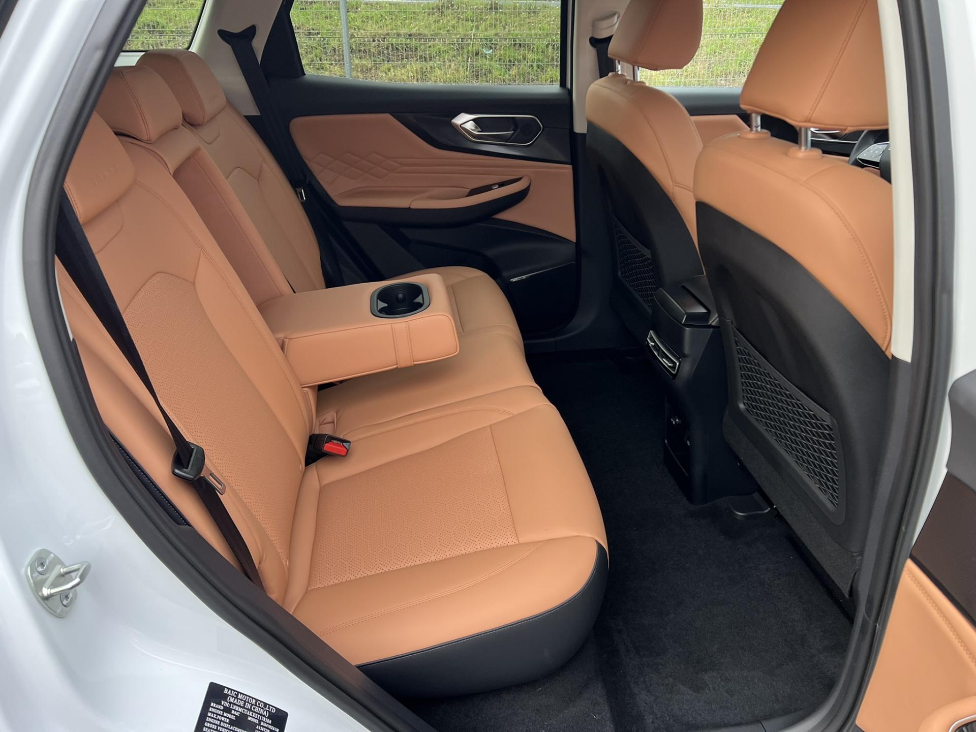 BAIC X75 1.5T 130KW AUTOMAT MAX.VÝBAVA – fotografie 12
