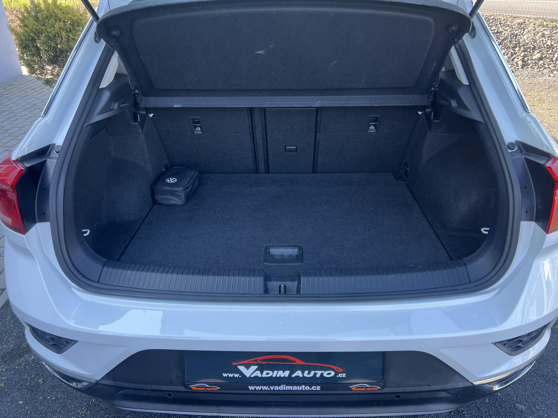 Volkswagen T-Roc 1.0TSI 81kW NAVI – fotografie 20