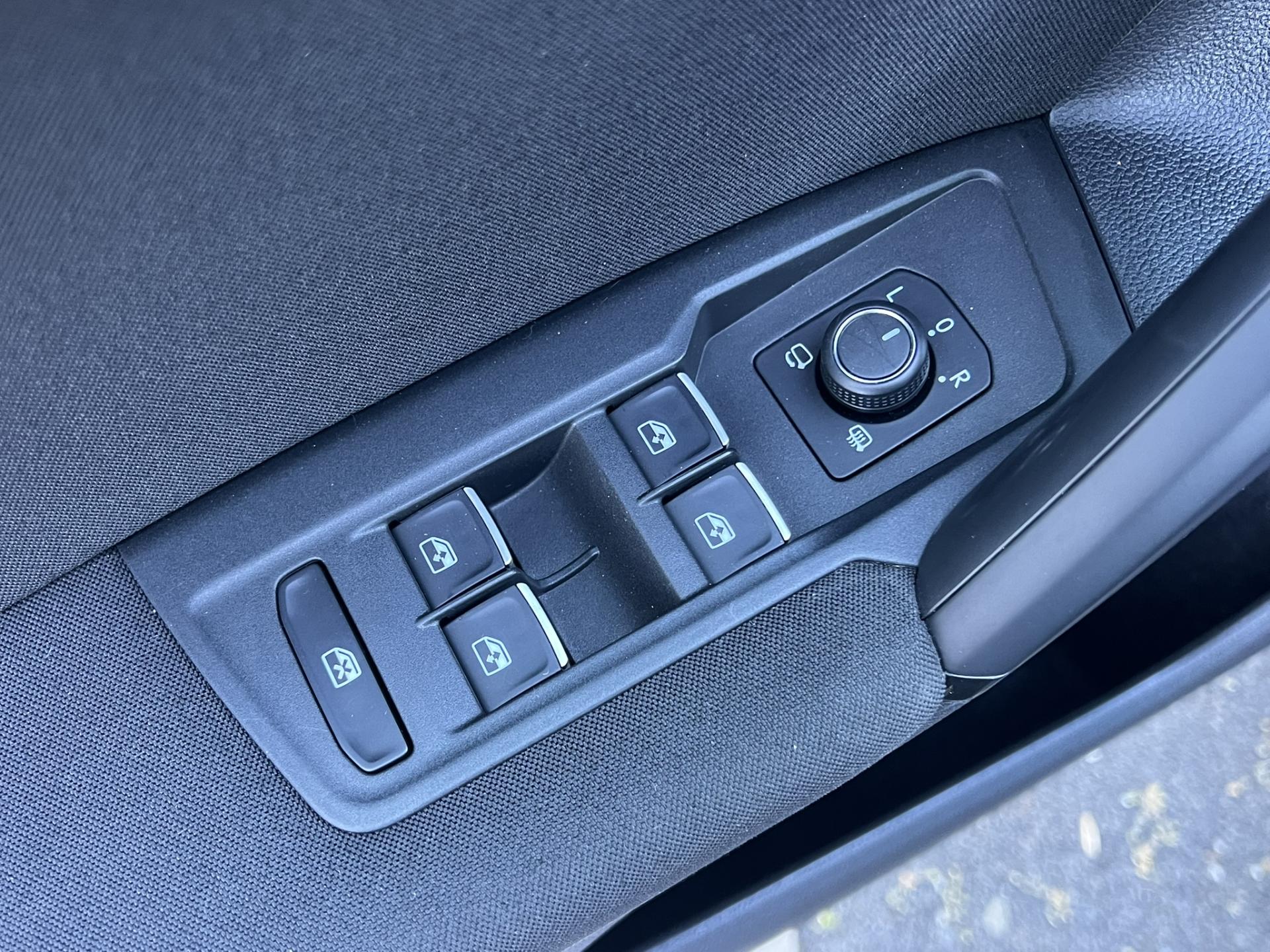 Volkswagen Tiguan 2.0 TDI 110KW DSG 4X4 – fotografie 16