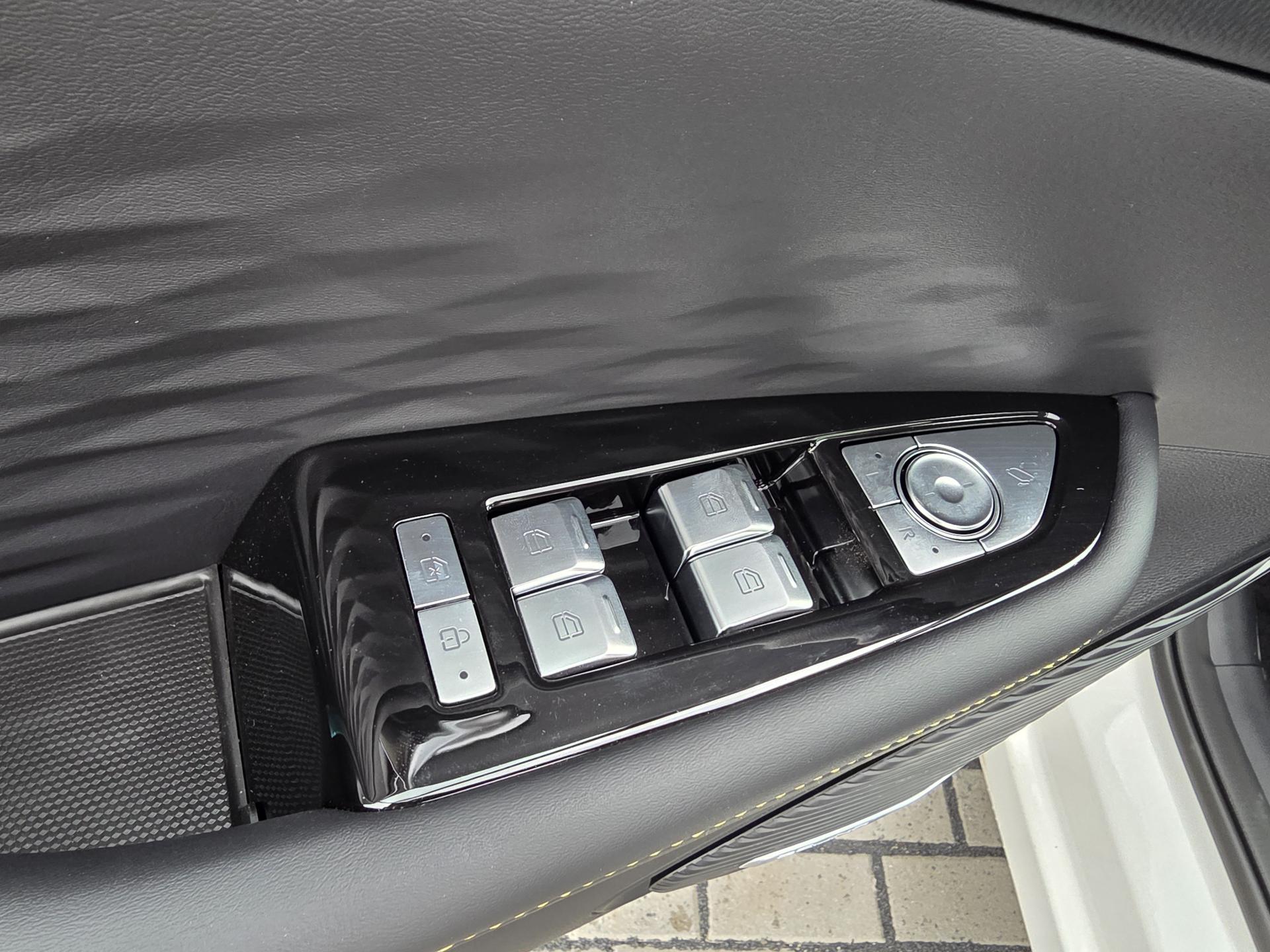 BAIC X55 1.5T 130KW AUTOMAT MAX.VÝBAVA – fotografie 17