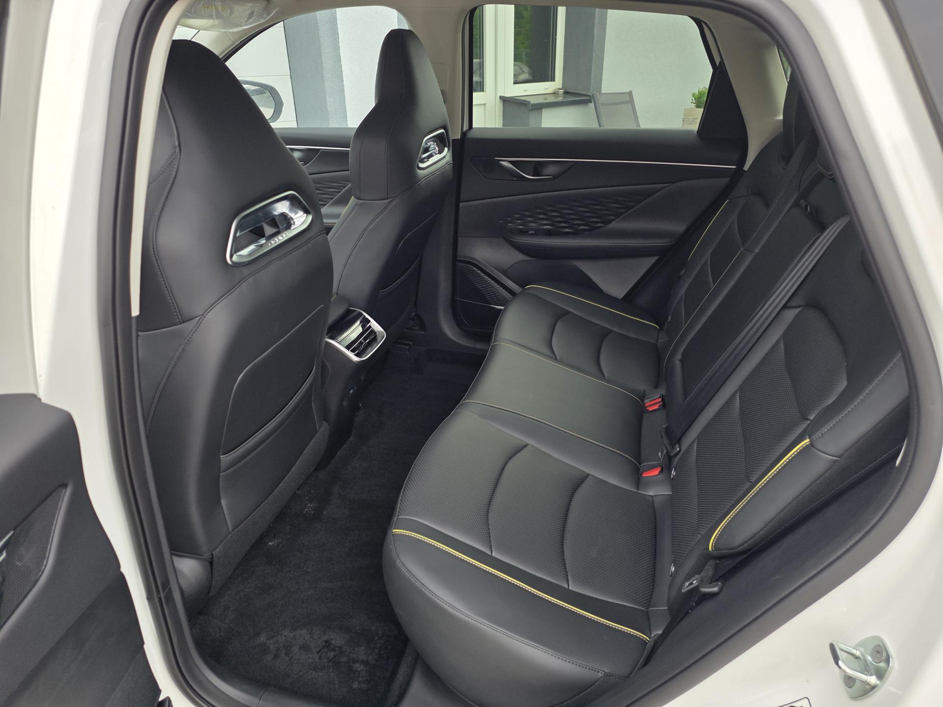 BAIC X55 1.5T 130KW AUTOMAT MAX.VÝBAVA – fotografie 10