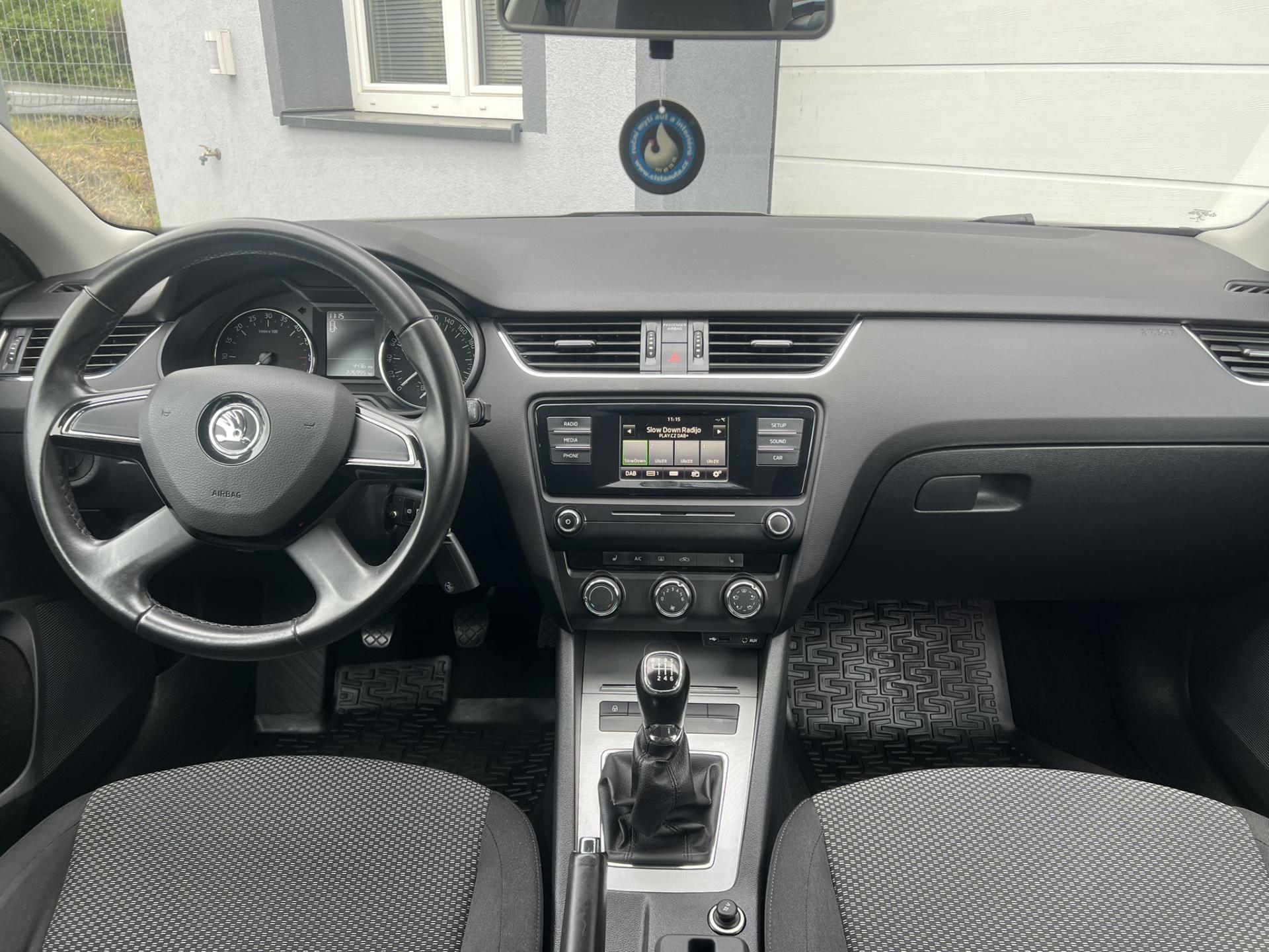 Škoda Octavia 2.0 TDI 110KW ČR NOVÉ – fotografie 10
