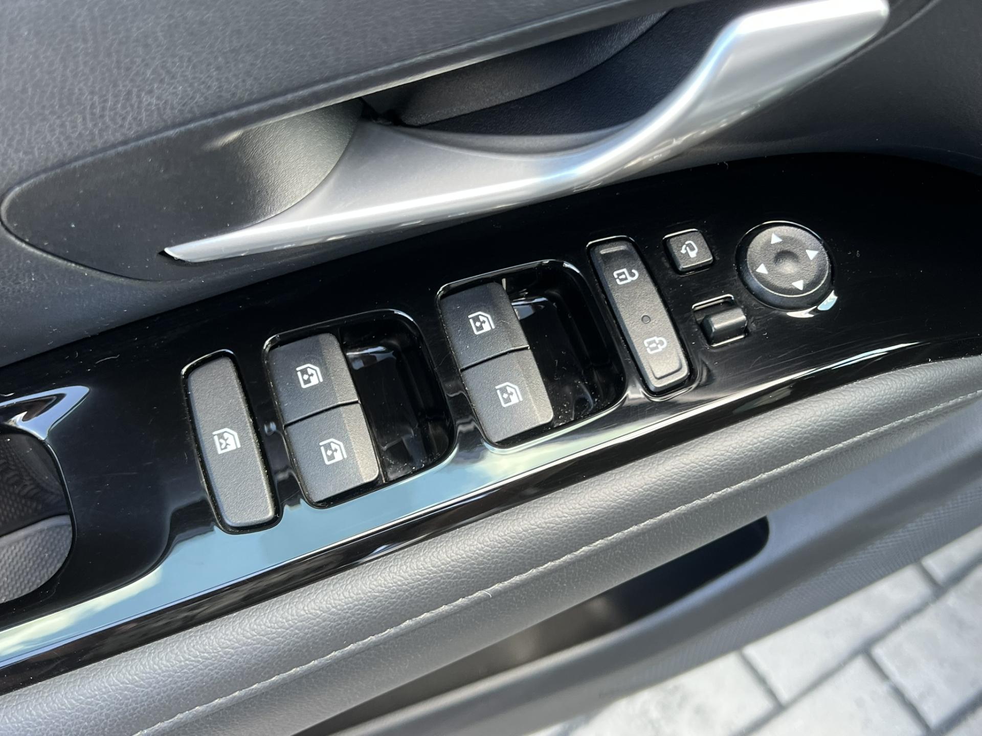 Hyundai Tucson 1.6CRDi 100kW STYLE 4x4 – fotografie 19