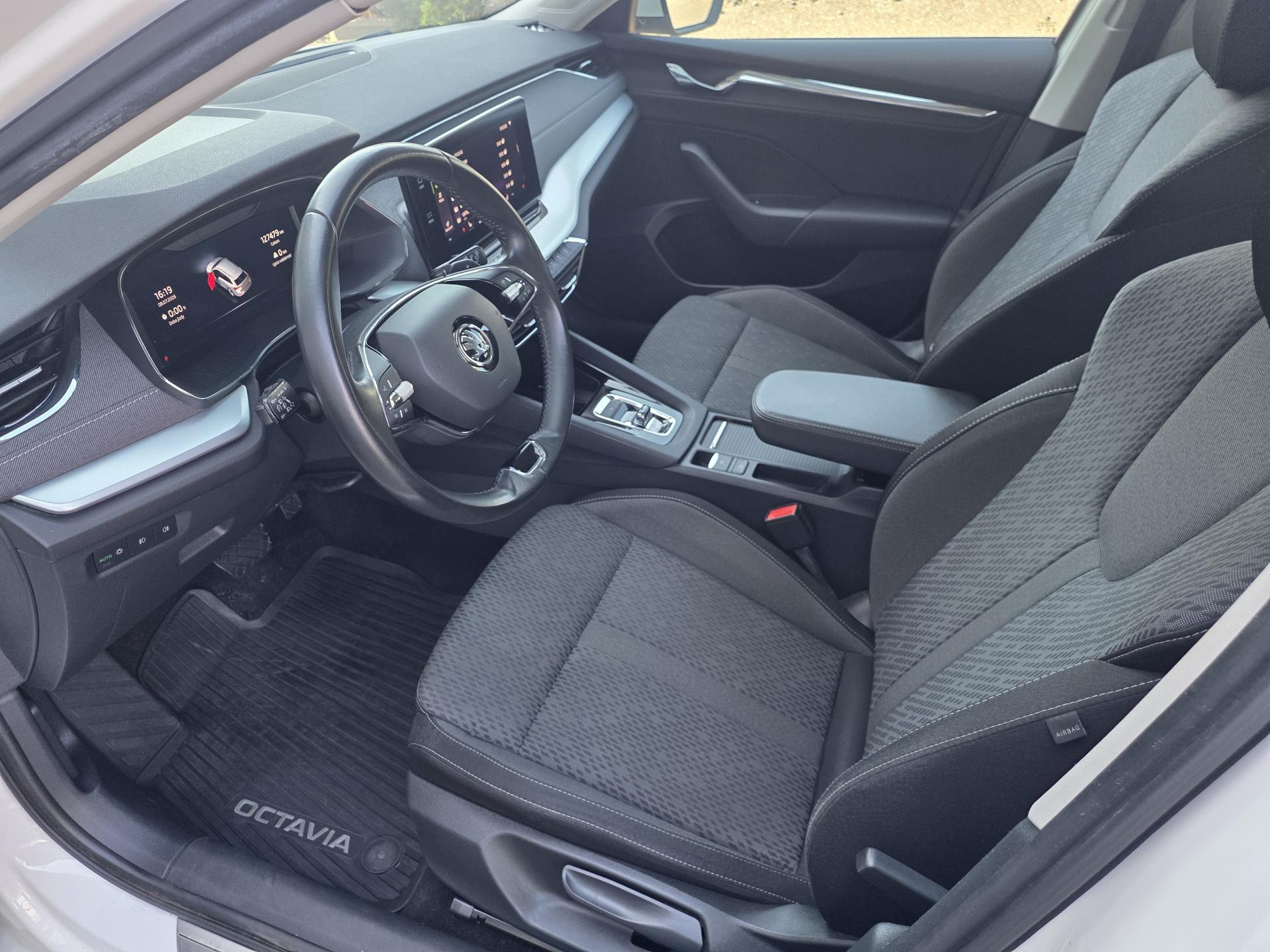 Škoda Octavia 1.5TSI 110kW DSG STYLE ČR NOVÉ – fotografie 8