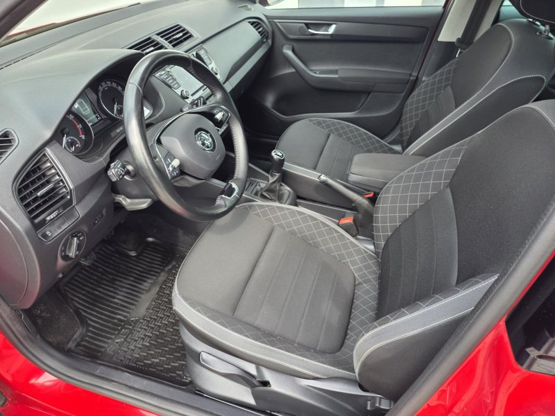 Škoda Fabia 1.0TSI 70kW STYLE ČR NOVÉ – fotografie 8