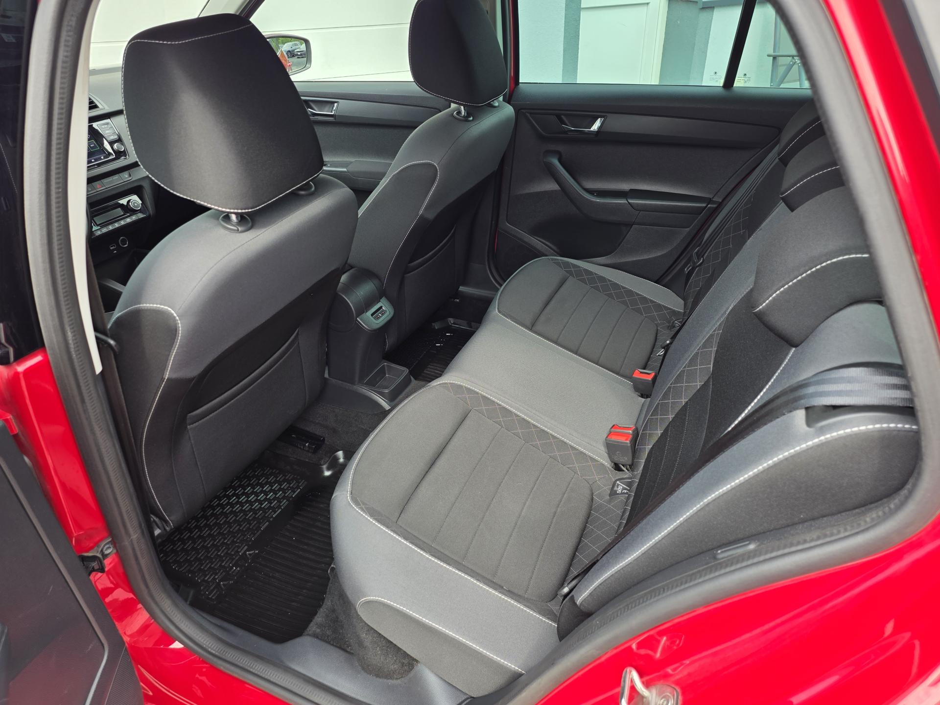Škoda Fabia 1.0TSI 70kW STYLE ČR NOVÉ – fotografie 10