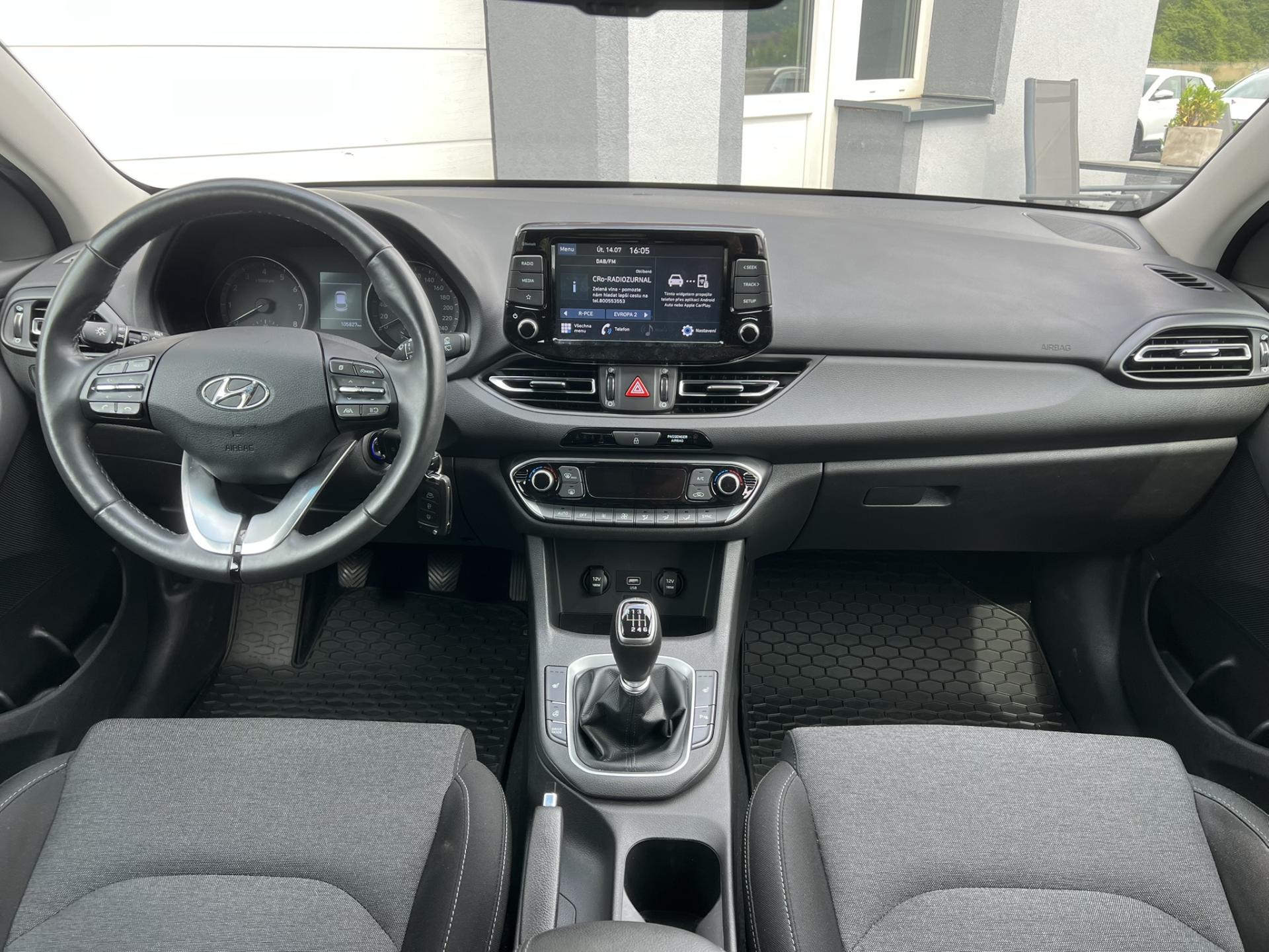 Hyundai i30 1.5T-GDi 118kW SMART ČR NOVÉ – fotografie 12