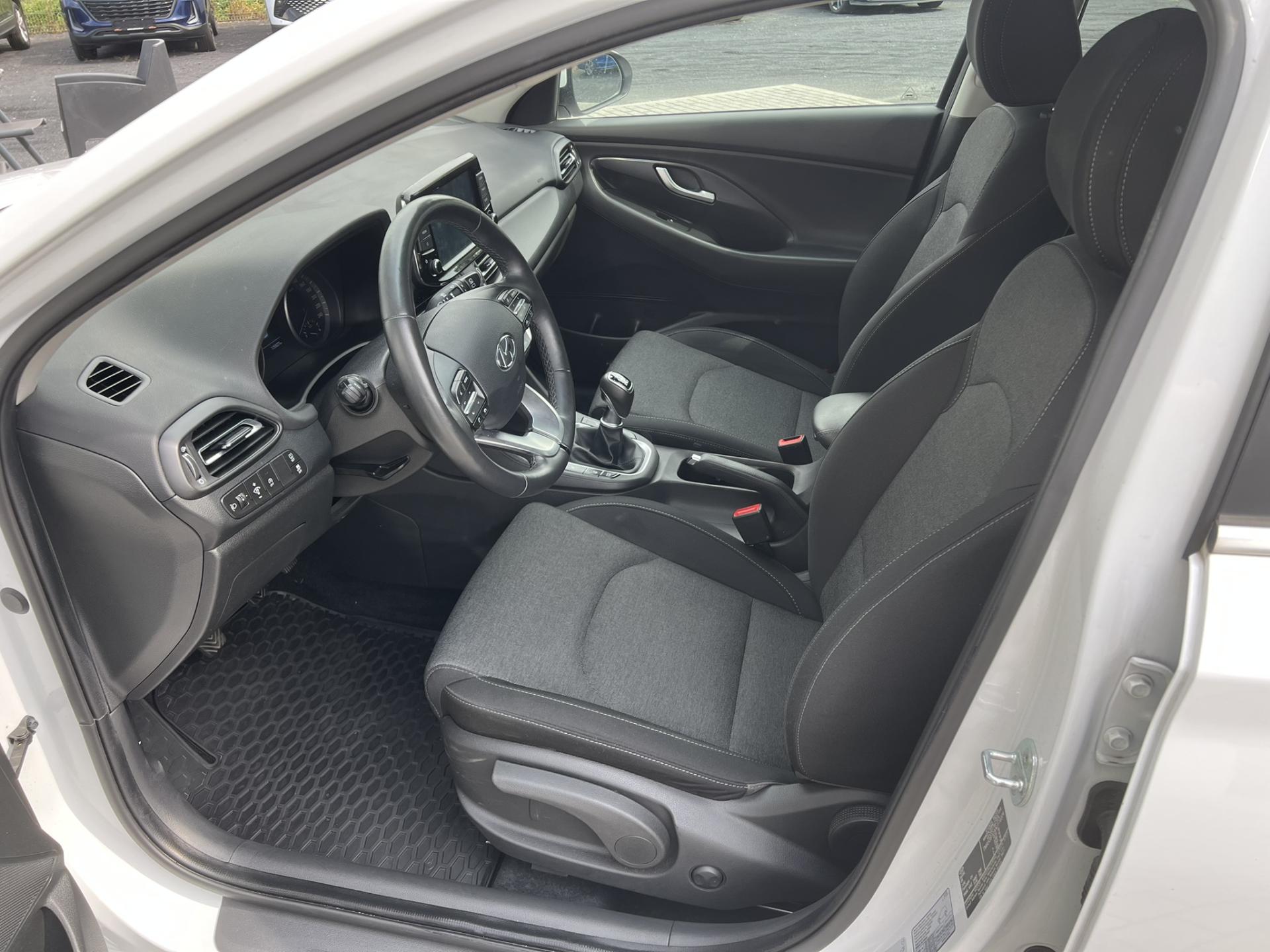 Hyundai i30 1.5T-GDi 118kW SMART ČR NOVÉ – fotografie 8