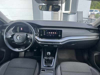 Škoda Octavia 2.0TDI TAŽNÉ 1.MAJITEL ČR NOVÉ – fotografie 12