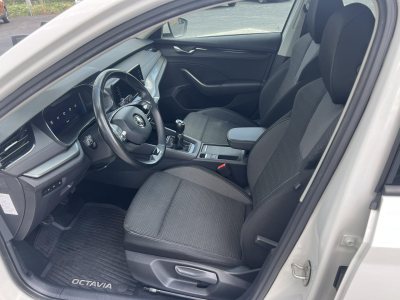 Škoda Octavia 2.0TDI TAŽNÉ 1.MAJITEL ČR NOVÉ – fotografie 8