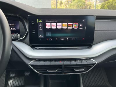 Škoda Octavia 1.5TSI 110kW STYLE TAŽNÉ – fotografie 14