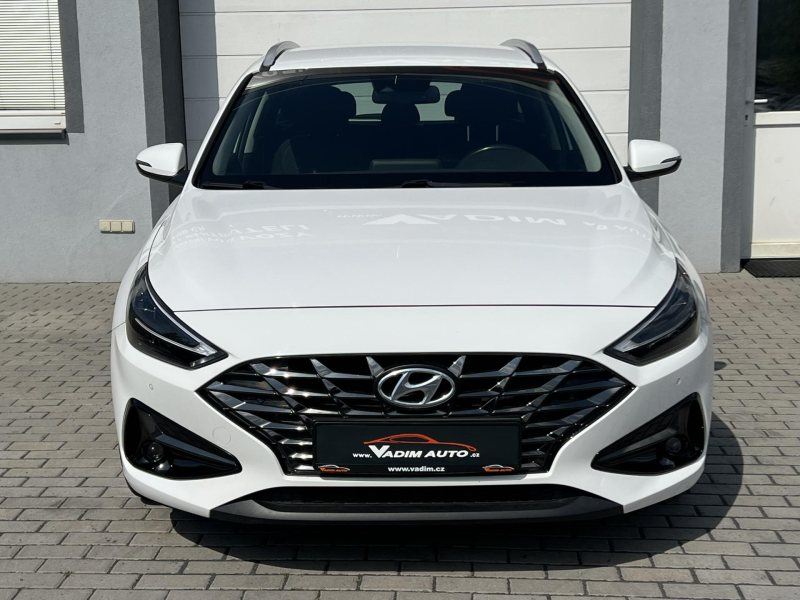 Hyundai i30 1.6CRDi 85kW SMART 1.MAJITEL – fotografie 6