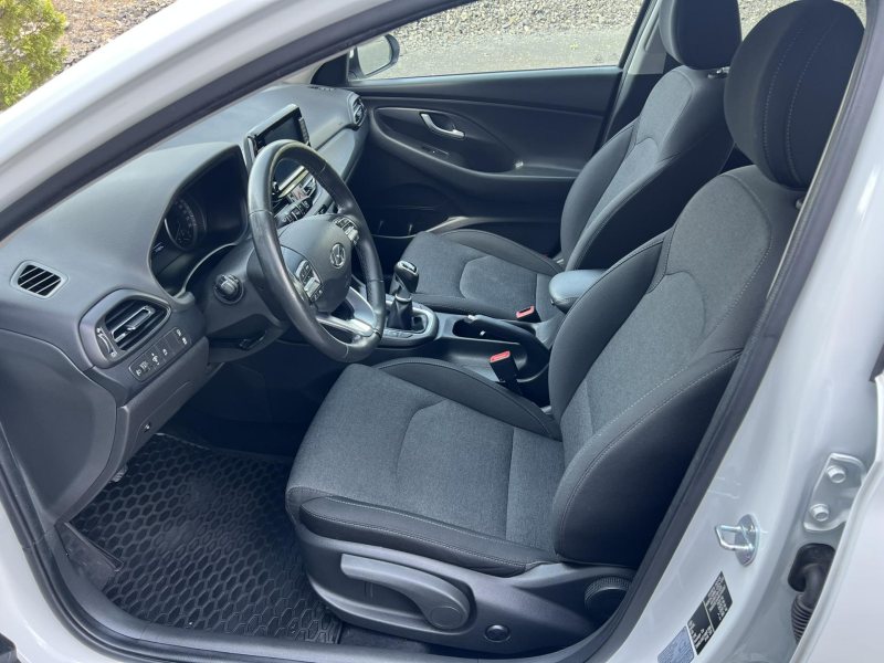 Hyundai i30 1.6CRDi 85kW SMART 1.MAJITEL – fotografie 8
