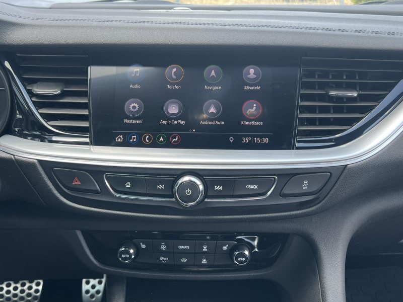 Opel Insignia 2.0CDTi 128kW AUTOMAT ELEGANCE – fotografie 14