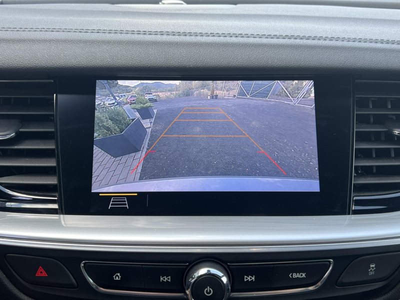 Opel Insignia 2.0CDTi 128kW AUTOMAT ELEGANCE – fotografie 16
