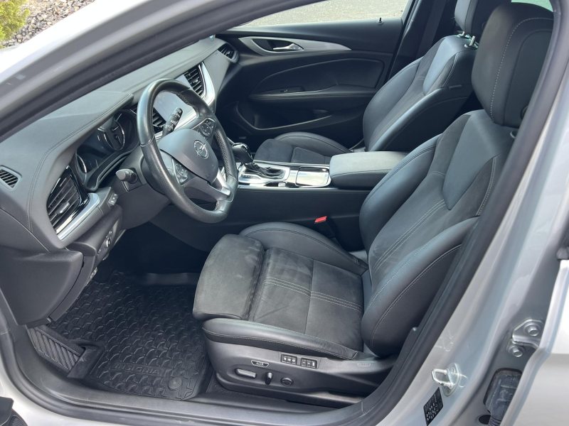 Opel Insignia 2.0CDTi 128kW AUTOMAT ELEGANCE – fotografie 8