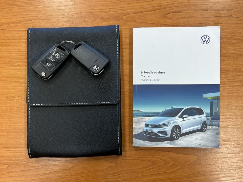 Volkswagen Touran 1.5TSI 110kW DSG 7.MÍST EVO – fotografie 23