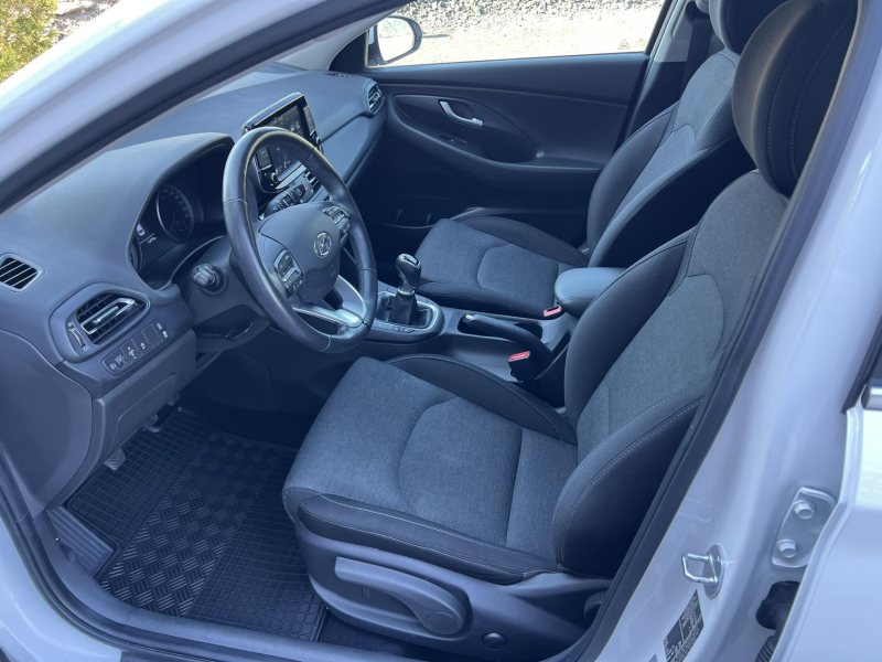 Hyundai i30 1.5T-GDi 118kW SMART KAMERA – fotografie 8