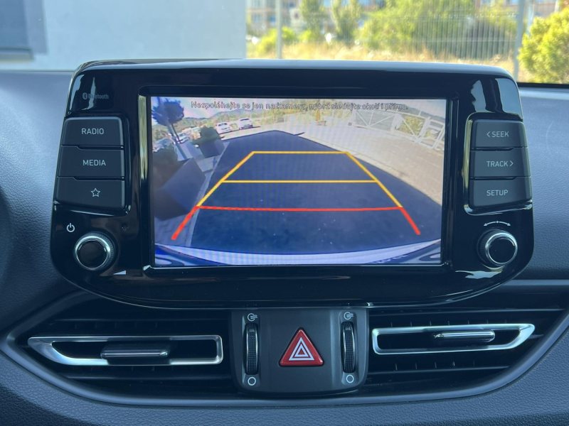 Hyundai i30 1.5T-GDi 118kW SMART KAMERA – fotografie 18