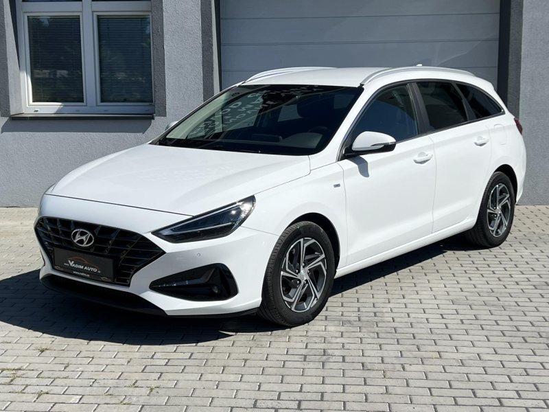 Hyundai i30 1.5T-GDi 118kW SMART KAMERA – fotografie 3