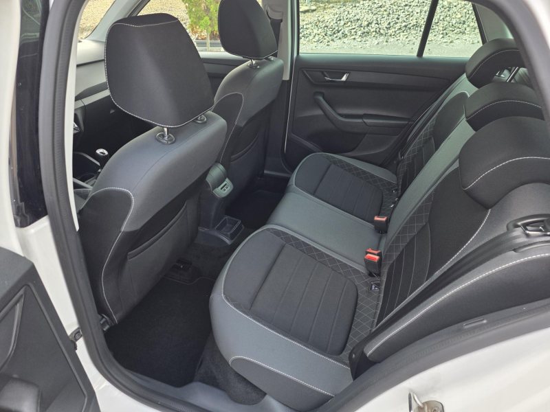 Škoda Fabia 1.0TSI 70kW STYLE 1.MAJITEL ČR – fotografie 9