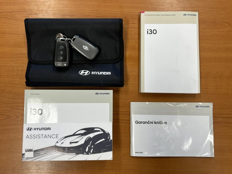 Hyundai i30 1.6CRDi COMFORT TAŽNÉ KAMERA – fotografie 19
