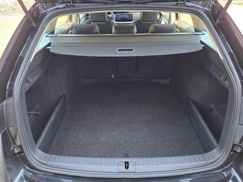 Škoda Octavia 2.0TDI AMBITON ČR NOVÉ 1.MAJ – fotografie 15
