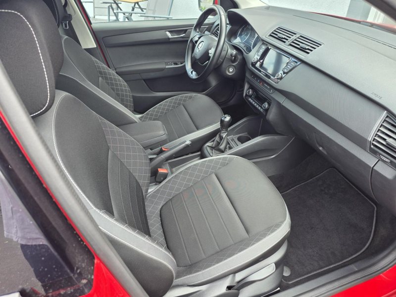 Škoda Fabia 1.0TSI 70kW STYLE ČR NOVÉ – fotografie 10