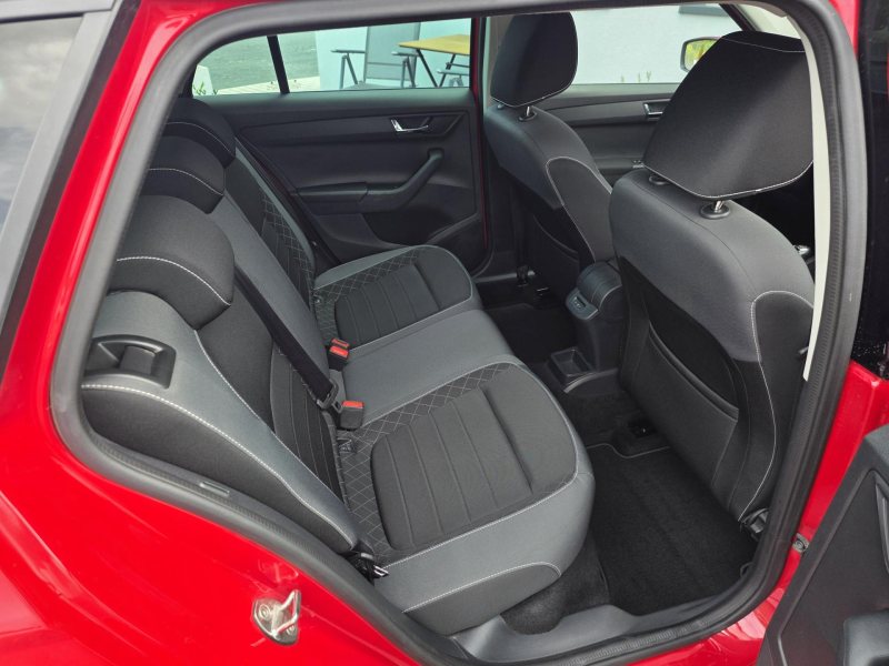 Škoda Fabia 1.0TSI 70kW STYLE ČR NOVÉ – fotografie 11