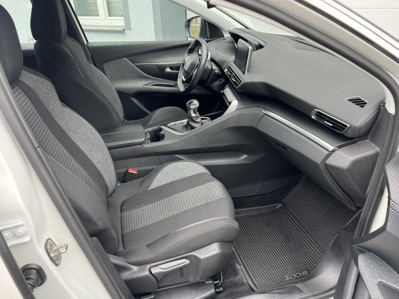 Peugeot 3008 1.5 HDI 130 KAMERA ČR NOVÉ – fotografie 9