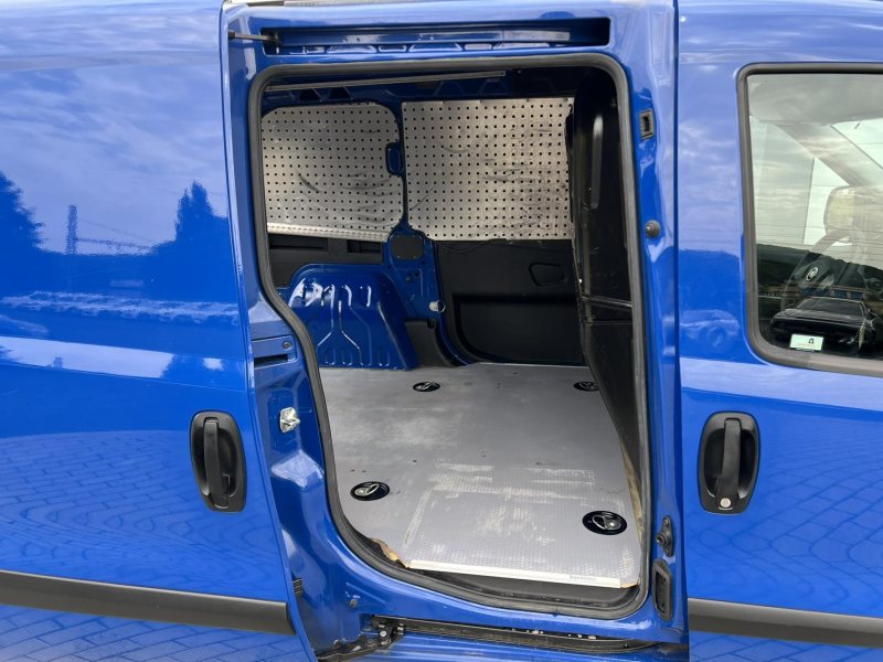 Fiat Dobló 1.4T CNG 88kW ČR NOVÉ – fotografie 14