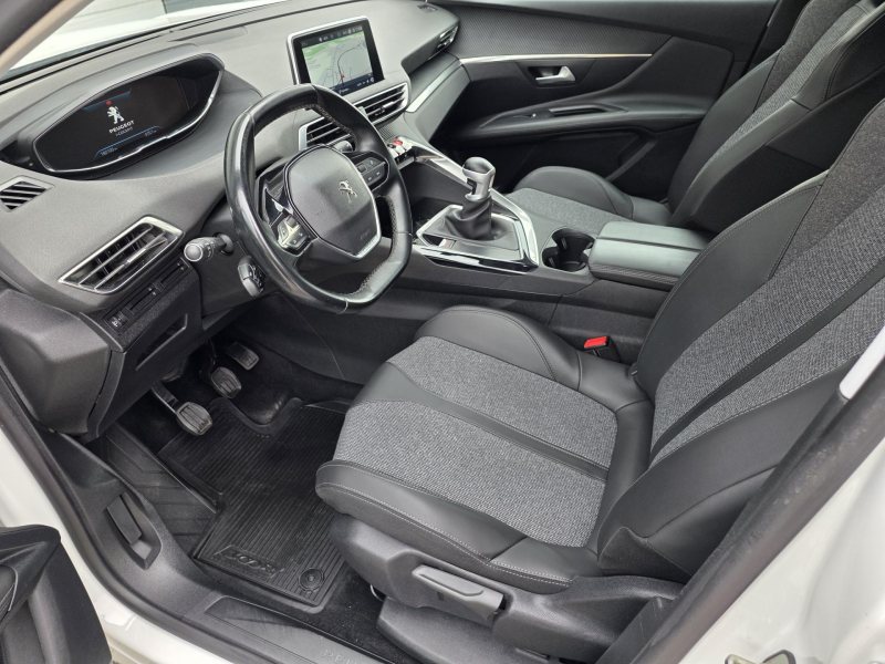 Peugeot 3008 1.5HDi 96kW ALLURE ČR NOVÉ – fotografie 8