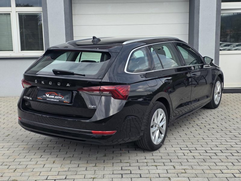 Škoda Octavia 2.0TDI 110kW 4x4 DSG STYLE – fotografie 5