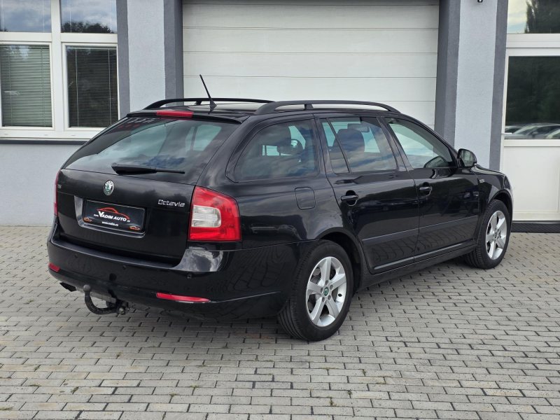 Škoda Octavia 1.4TSI 90kW ELEGANCE TAŽNÉ – fotografie 5