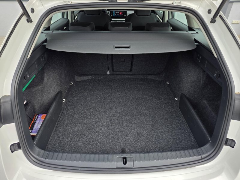 Škoda Octavia 2.0TDI AMBITION 1.MAJITEL ČR – fotografie 18