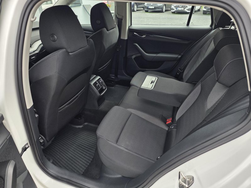 Škoda Octavia 2.0TDI AMBITION 1.MAJITEL ČR – fotografie 10