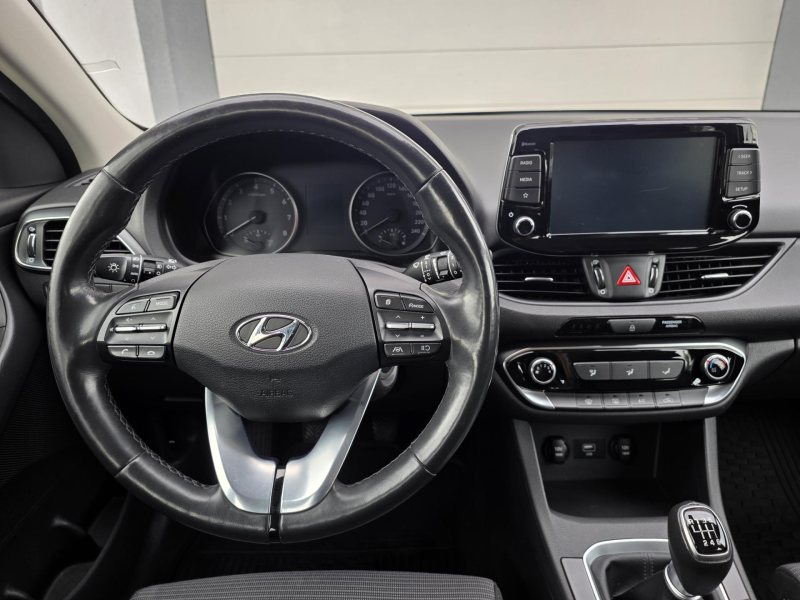 Hyundai i30 1.0T-GDi 88kW Comfort ČR NOVÉ – fotografie 12