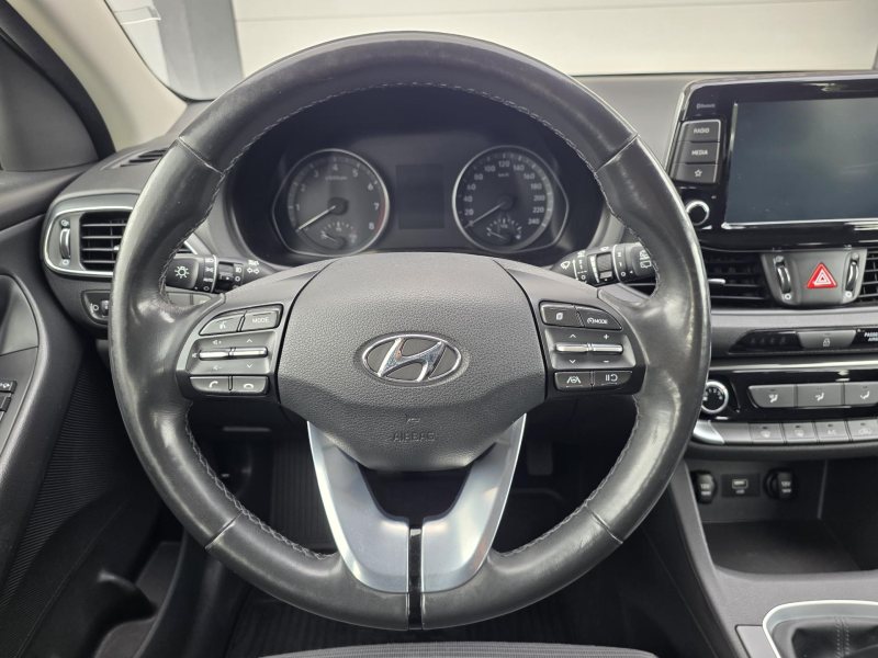 Hyundai i30 1.0T-GDi 88kW Comfort ČR NOVÉ – fotografie 13