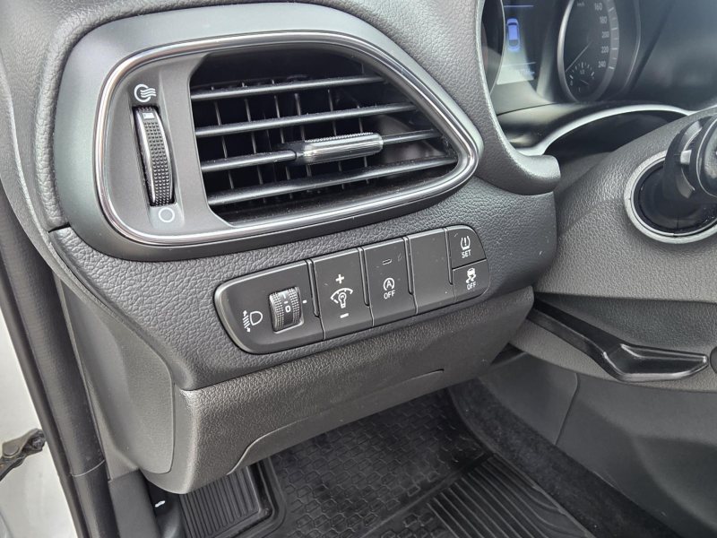 Hyundai i30 1.0T-GDi 88kW Comfort ČR NOVÉ – fotografie 17