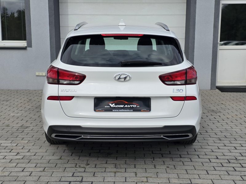 Hyundai i30 1.0T-GDi 88kW Comfort ČR NOVÉ – fotografie 7