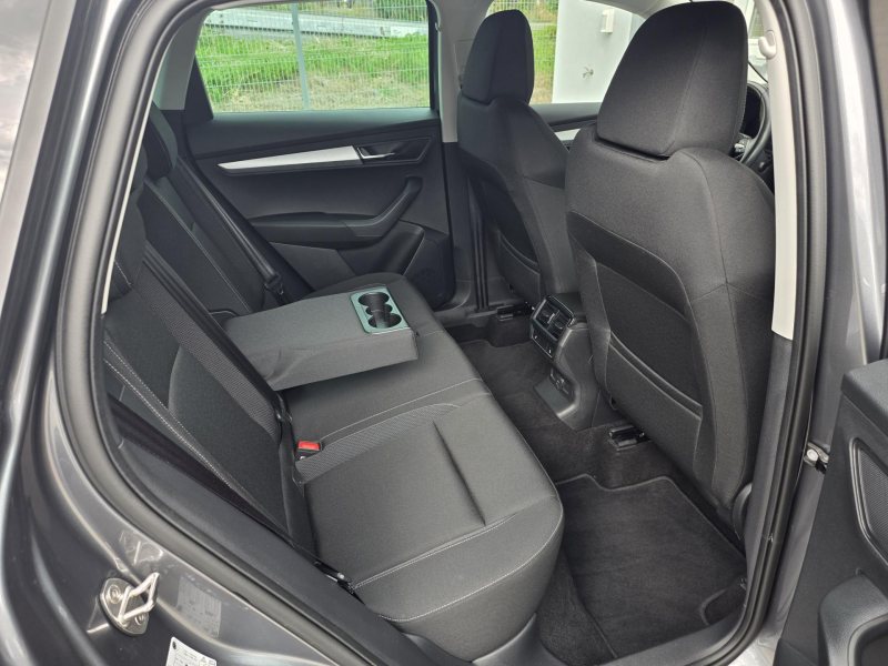 Škoda Karoq 1.5TSI 110kW DSG DRIVE ČR NOVÉ – fotografie 11