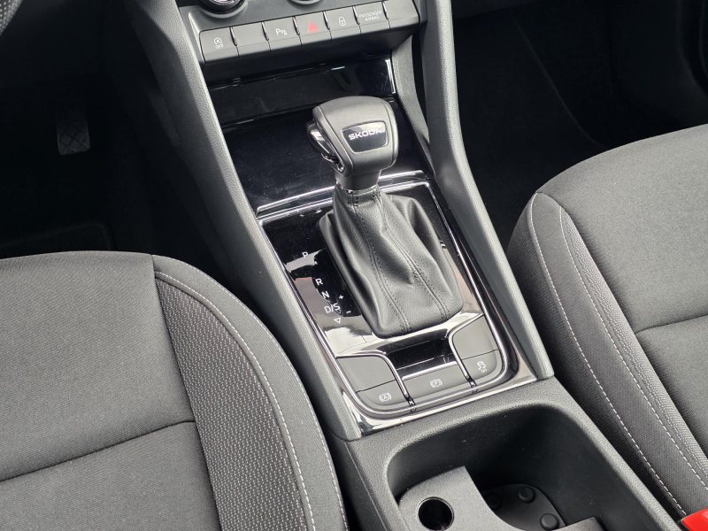 Škoda Karoq 1.5TSI 110kW DSG DRIVE ČR NOVÉ – fotografie 16