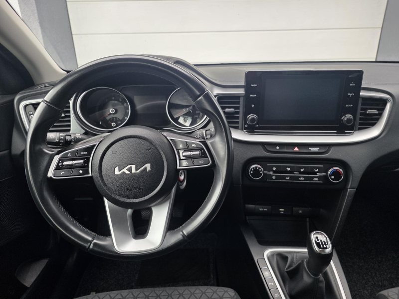 Kia Ceed 1.5T-GDi 118kW FRESH 1MAJITEL – fotografie 12