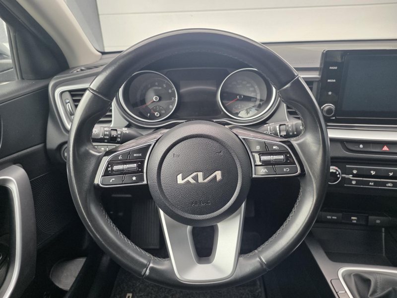 Kia Ceed 1.5T-GDi 118kW FRESH 1MAJITEL – fotografie 13