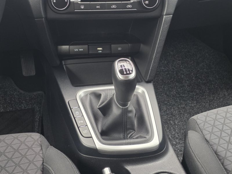 Kia Ceed 1.5T-GDi 118kW FRESH 1MAJITEL – fotografie 16