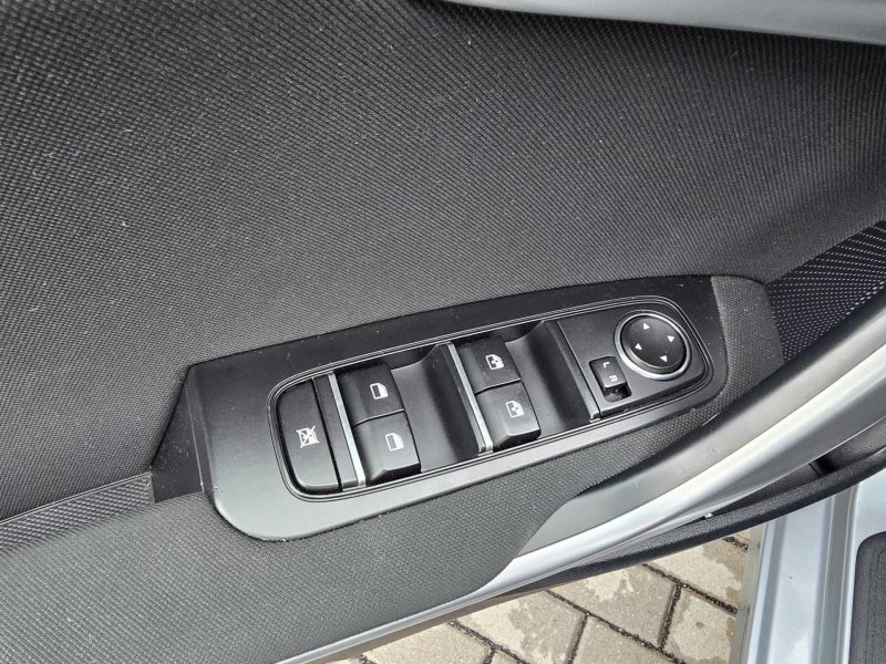 Kia Ceed 1.5T-GDi 118kW FRESH 1MAJITEL – fotografie 18