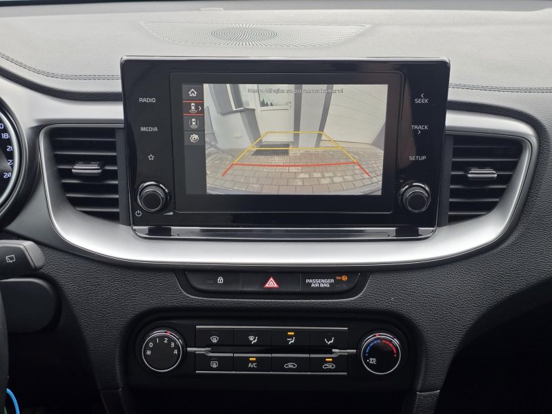 Kia Ceed 1.5T-GDi 118kW FRESH 1MAJITEL – fotografie 15