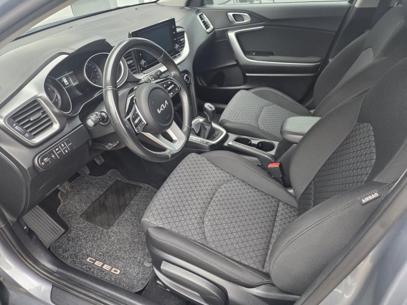 Kia Ceed 1.5T-GDi 118kW FRESH 1MAJITEL – fotografie 8