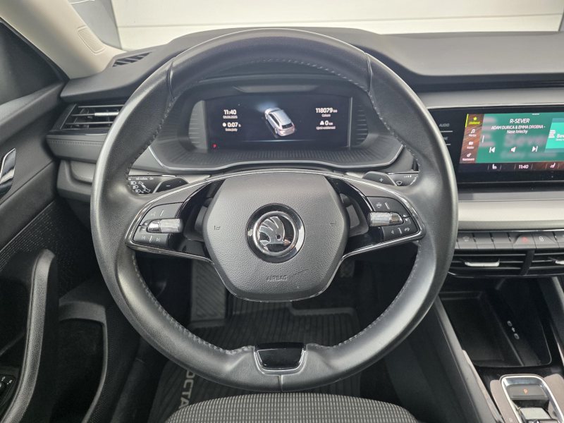 Škoda Octavia 1.5TSI 110kW DSG 1.MAJITEL ČR – fotografie 13
