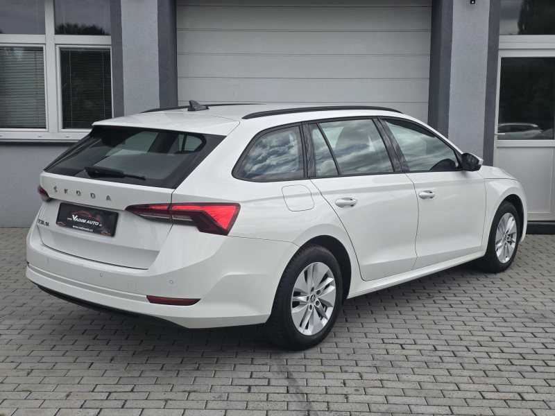 Škoda Octavia 1.5TSI 110kW DSG 1.MAJITEL ČR – fotografie 4
